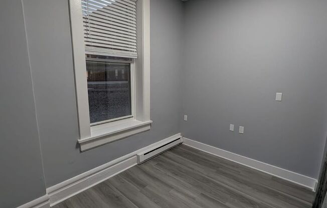 2 beds, 1 bath, 775 sqft, $1,100, Unit 238