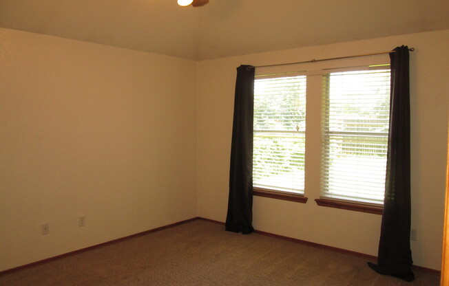 3 beds, 2 baths, $1,800