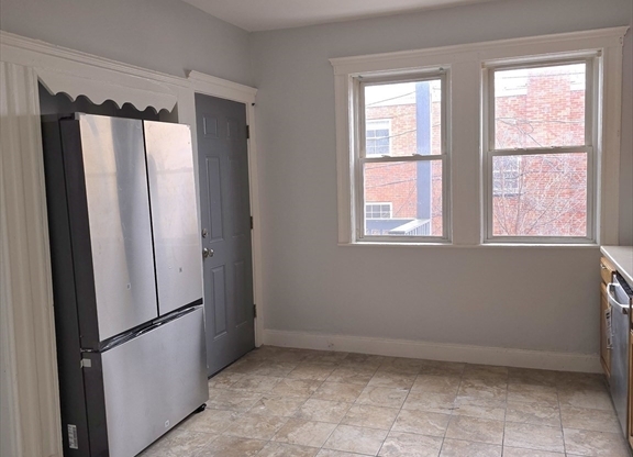 15 MORA ST