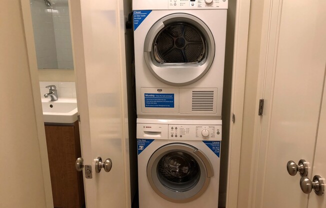 Studio, 1 bath, 440 sqft, $2,600, Unit 0616