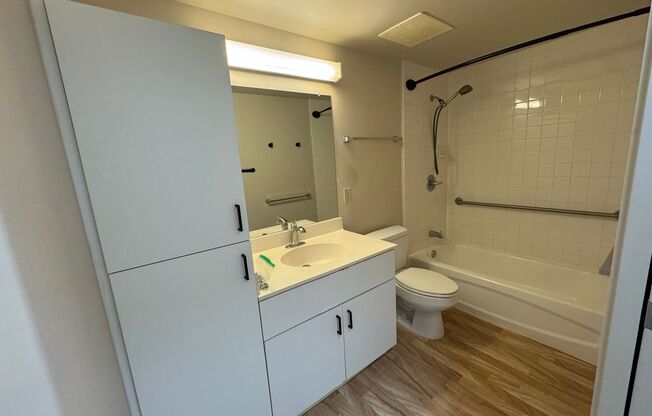 1 bed, 1 bath, $2,250, Unit # 109