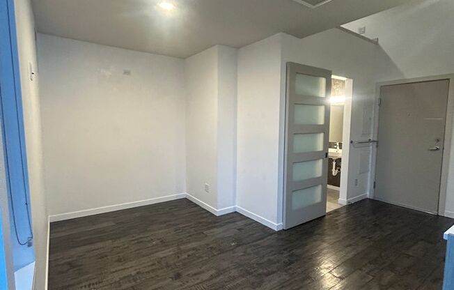 Studio, 1 bath, 244 sqft, $1,307, Unit 504