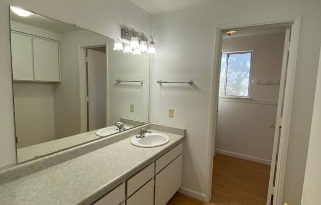 3 beds, 1 bath, $1,995