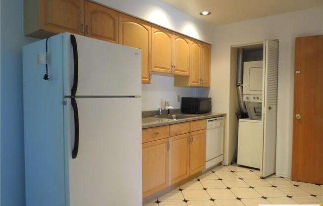 101 BEVERLY HL