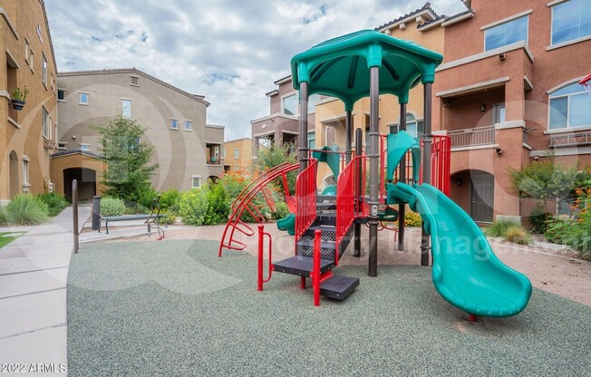 2 beds, 3 baths, 1,138 sqft, $1,899, Unit 1060