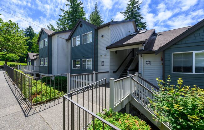 2 beds, 2 baths, 1,030 sqft, $1,725, Unit 714