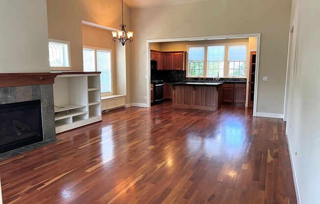 Century Drive Retreat Home - Minutes to Mt. Bachelor!
