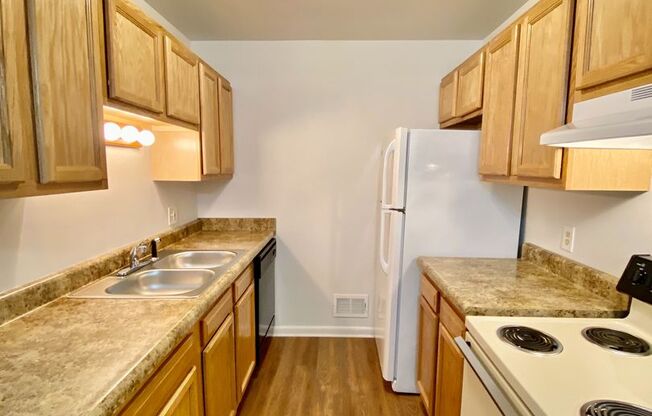 2 beds, 1 bath, 850 sqft, $1,295, Unit 901