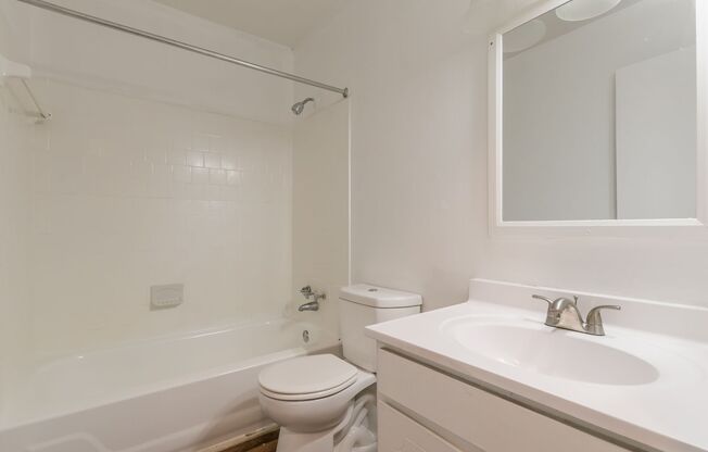 2 beds, 1 bath, 1,100 sqft, $1,396, Unit 3665-E04