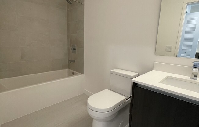 20900 NW 14 PL