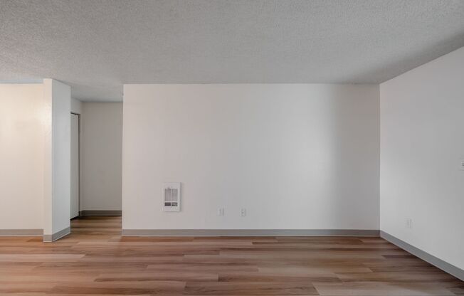 2 beds, 1 bath, 776 sqft, $1,450