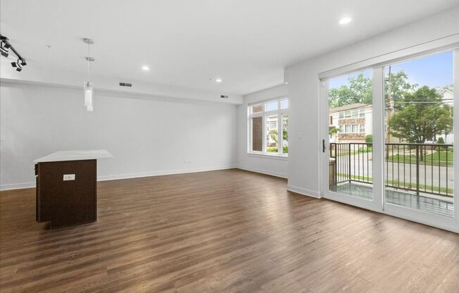 2 beds, 2 baths, 1,200 sqft, $2,729.5, Unit 115