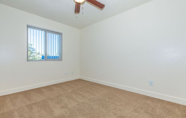 1 bed, 1 bath, 572 sqft, $1,350, Unit 210