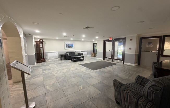 Studio, 1 bath, 558 sqft, $1,945, Unit 815