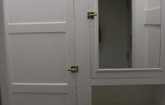 Studio, 1 bath, 320 sqft, $1,145, Unit 203