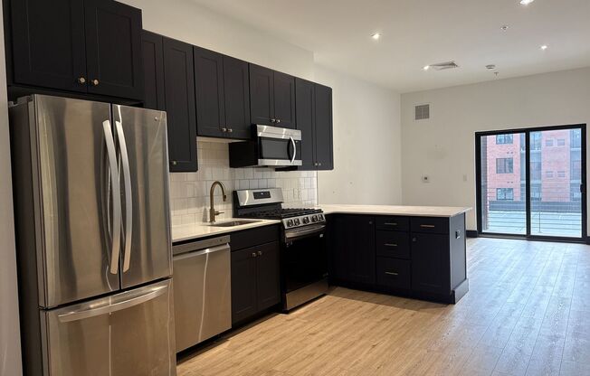 1 bed, 1 bath, 820 sqft, $1,950, Unit 212