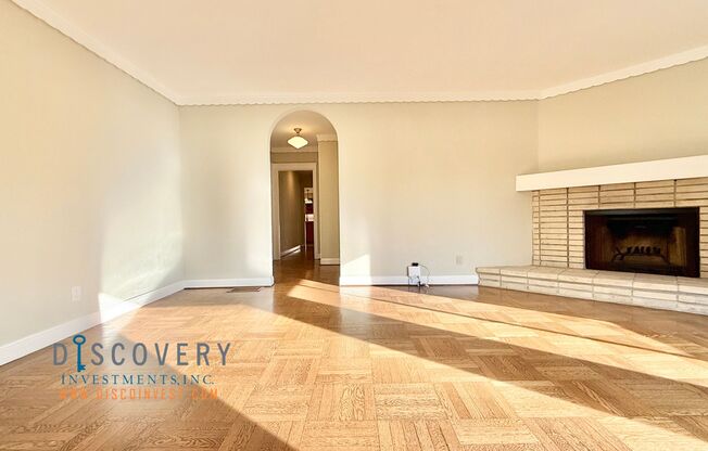 Updated MCM Gem in Adams Point