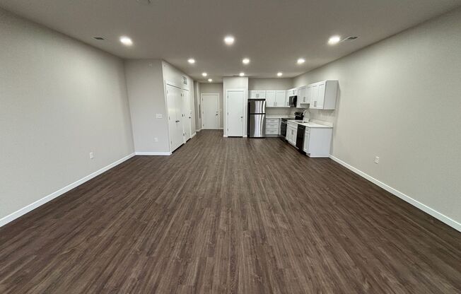 Studio, 1 bath, 660 sqft, $1,495, Unit 422 - S857