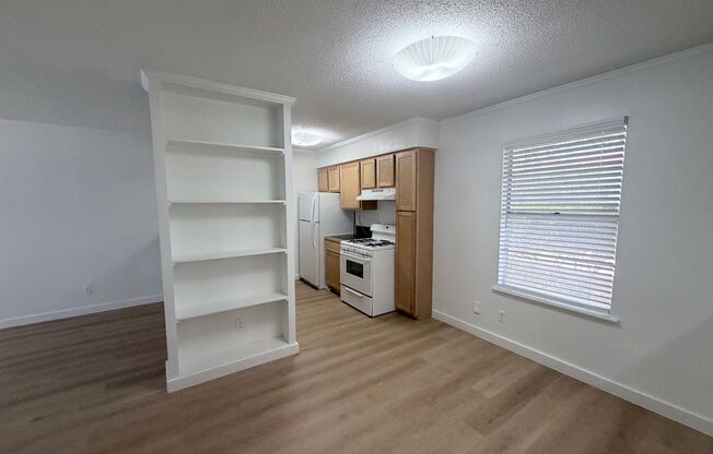 2 beds, 2 baths, 960 sqft, $1,504, Unit LAW13-102