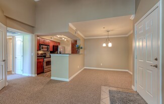 Beautiful 2 bed 2 bath condo! Gated Community!!! Resort Like Grounds!! Located 10 minutes to airport and Camelback Colonade!!!