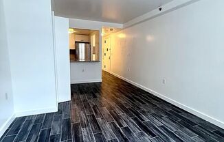 Spacious Studio in Boutique Condo