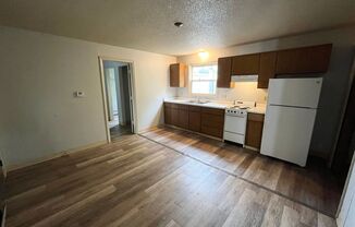 1 bed, 1 bath, 500 sqft, $650, Unit #B4