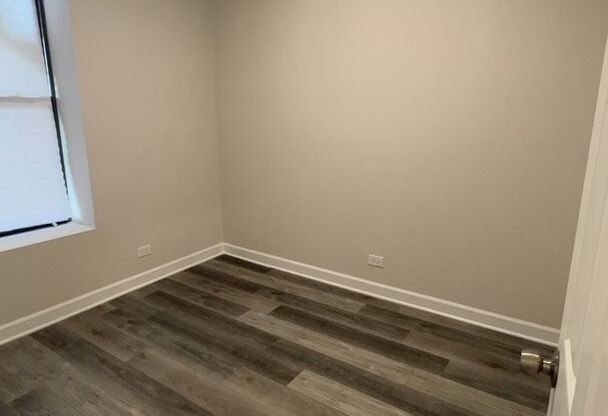 2 beds, 2 baths, $1,925, Unit 3R