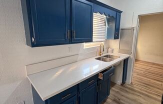 1033 Hoffman LB