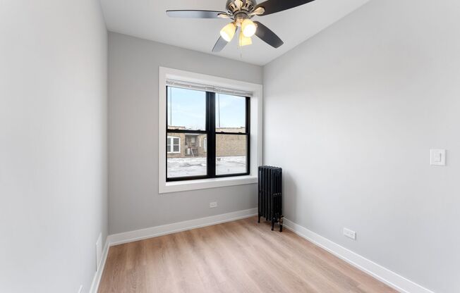 2 beds, 1 bath, 554 sqft, $1,875, Unit 102