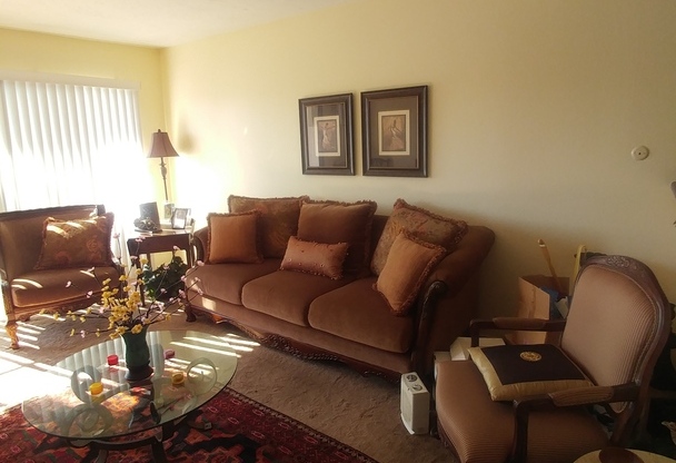 Beautiful 1 bedroom  Fashion Valley Condo