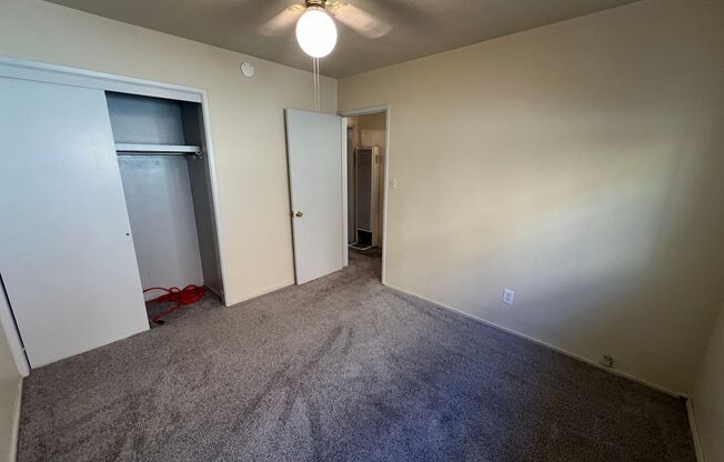 2 beds, 1 bath, $1,700, Unit 220