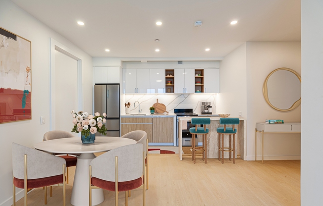 1 bed, 1 bath, $3,139, Unit 5-N
