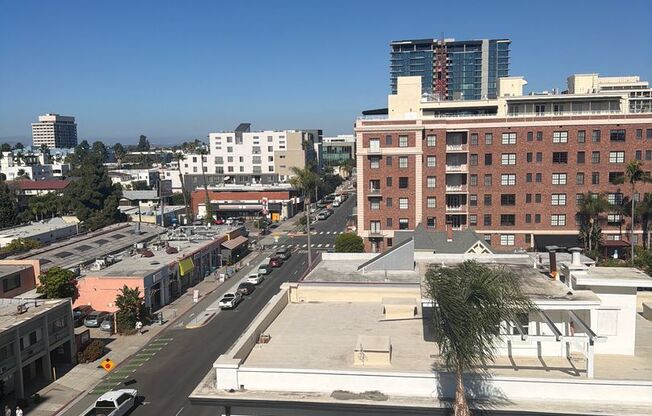 Studio, 1 bath, 354 sqft, $2,395, Unit 707