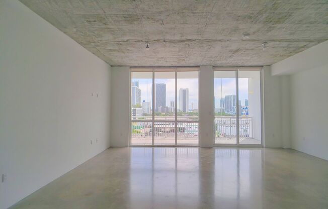 Studio, 1 bath, 737 sqft, $2,650, Unit Unit 607