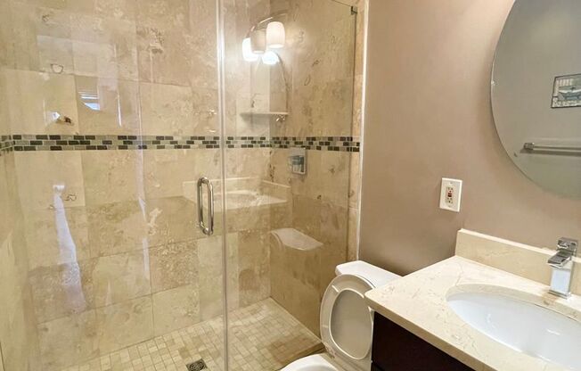 2 beds, 1 bath, 1,100 sqft, $1,750, Unit B3