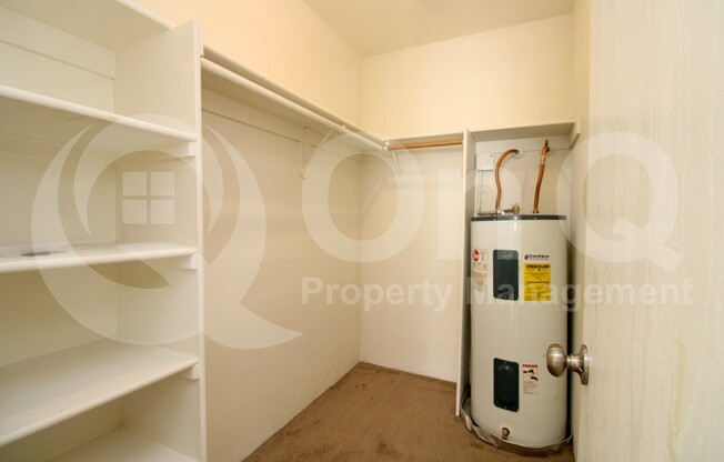 2 beds, 2 baths, 699 sqft, $925, Unit 501