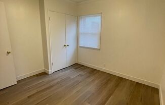 2 beds, 1 bath, $2,350, Unit 2