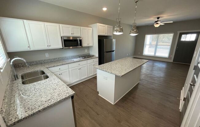 NEW CONSTRUCTION 2 BEDROOM HOME Pre-Leasing August 2025!