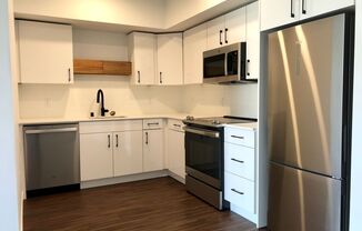 1 bed, 1 bath, 714 sqft, $2,300, Unit 315