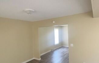 2 beds, 1 bath, $820