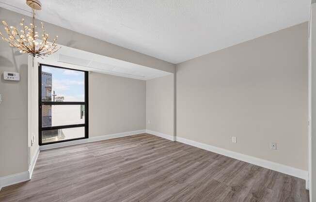 2 beds, 1 bath, 890 sqft, $3,500, Unit 308