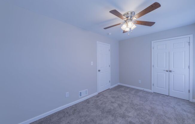 3 beds, 1.5 baths, 1,075 sqft, $1,650, Unit 723HCI