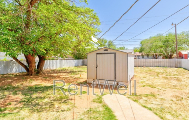 1404 E REPPTO ST