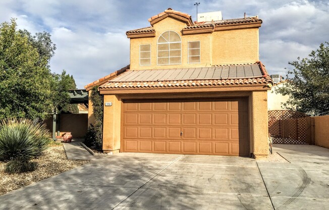 3 beds, 2.5 baths, $2,495