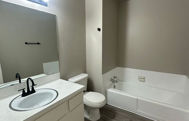 2 beds, 2 baths, 1,112 sqft, $1,265, Unit Unit 26