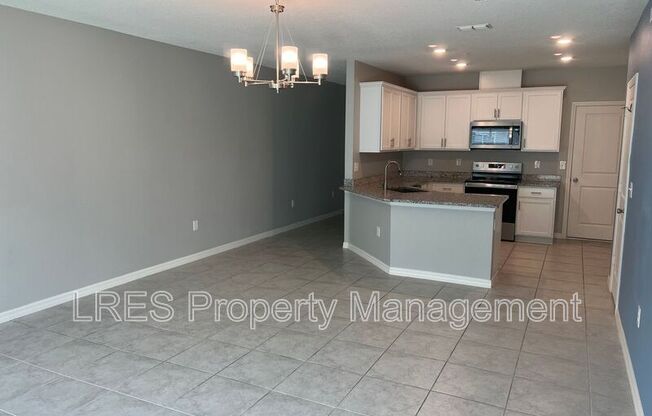 2271 HOLLYBERRY WAY