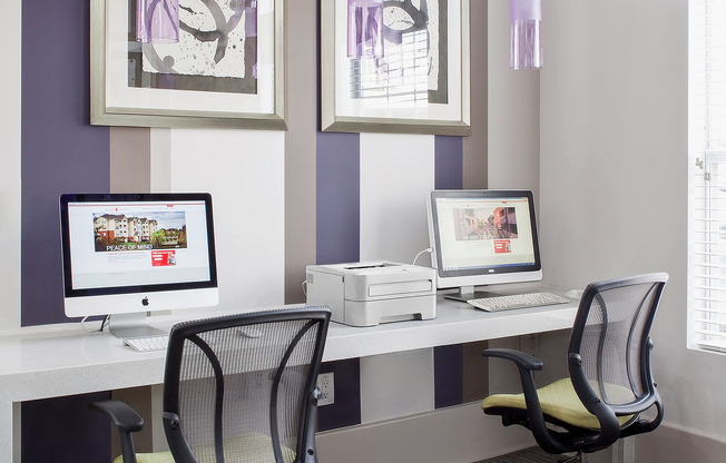 Spalding computer desk