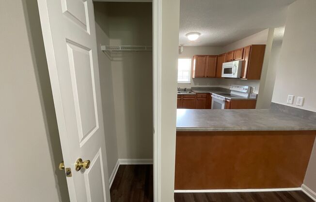 2 beds, 2 baths, 1,131 sqft, $1,475, Unit 2772-3