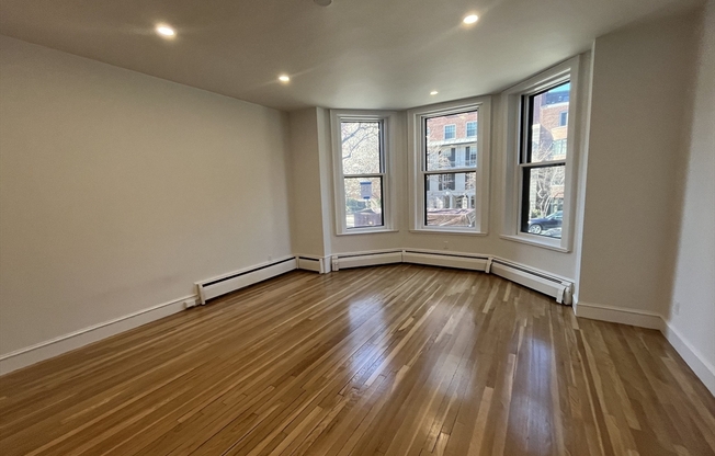 289 Beacon St.