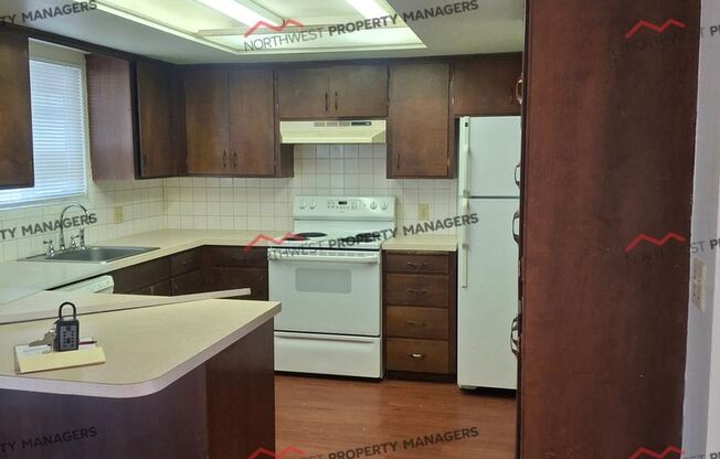 r45b Shannon Village Apts.